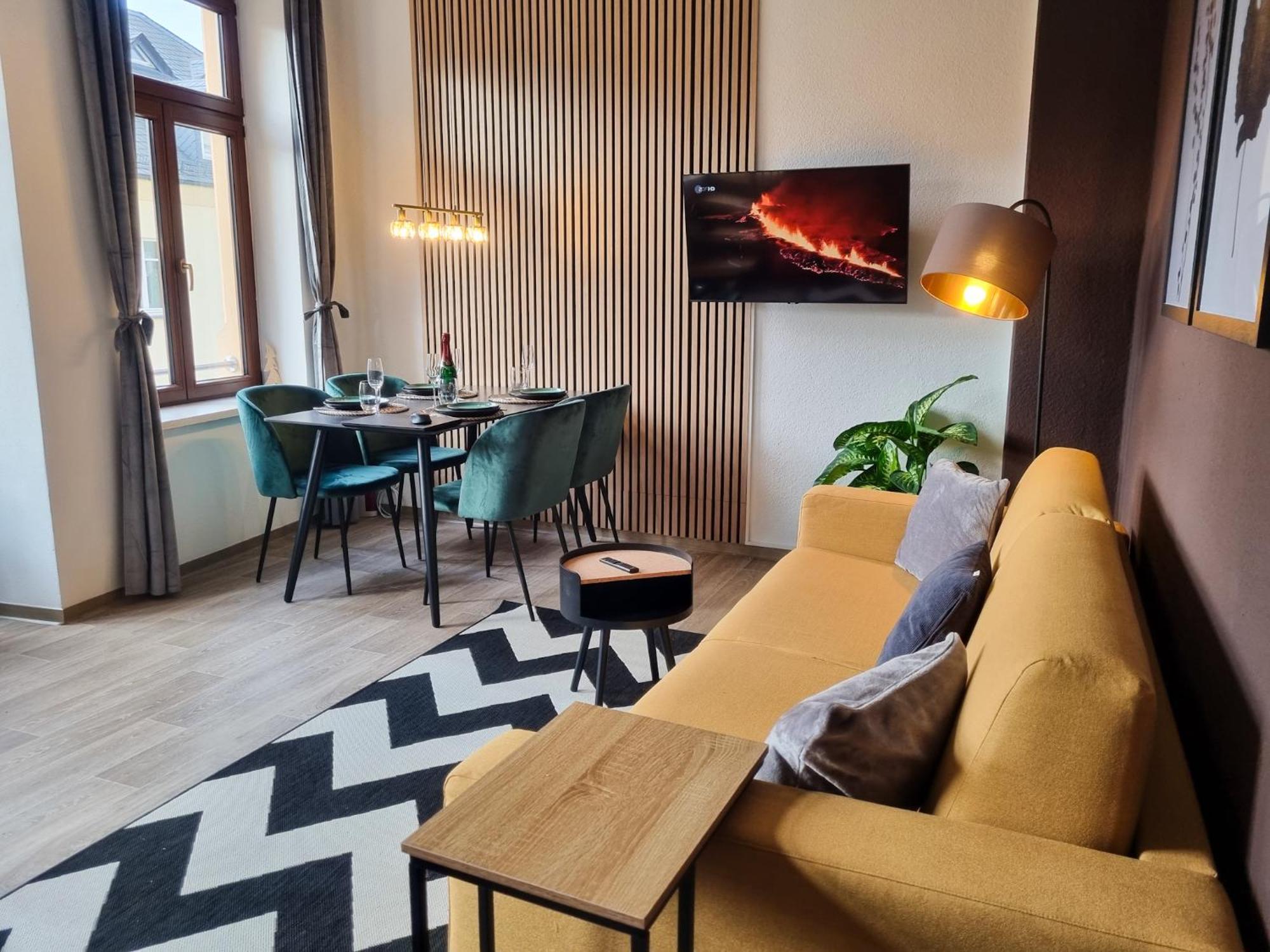 גרייץ Maremar - Design Maisonette Altstadt - 4 Pers - 57Qm - Luxus Boxspringbett - Kueche - Arbeitsplatz - Privater Parkplatz מראה חיצוני תמונה